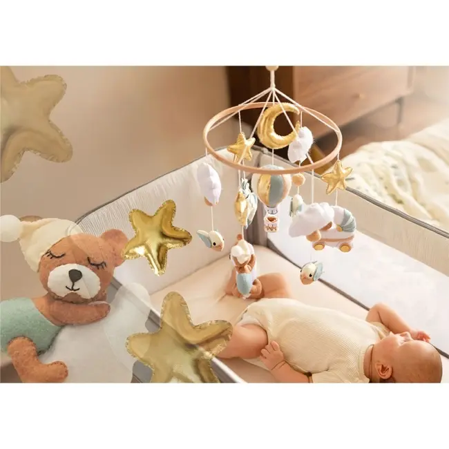 Neno Gino &ndash; carusel pentru pătuț cu suport de prindere JEMNEN-BAB-ZB006