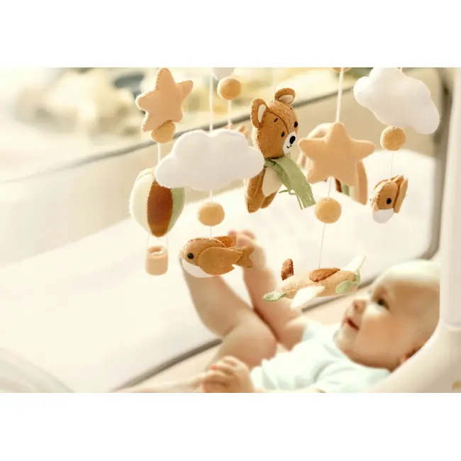 Neno Pico &ndash; carusel pentru pătuț cu suport de prindere JEMNEN-BAB-ZB005