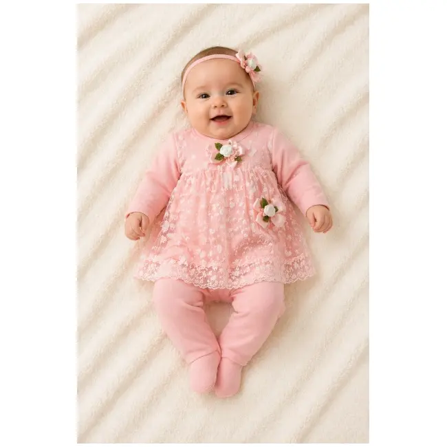 Costumas cu danteluta pentru bebelusi si pantalonasi bp3-7