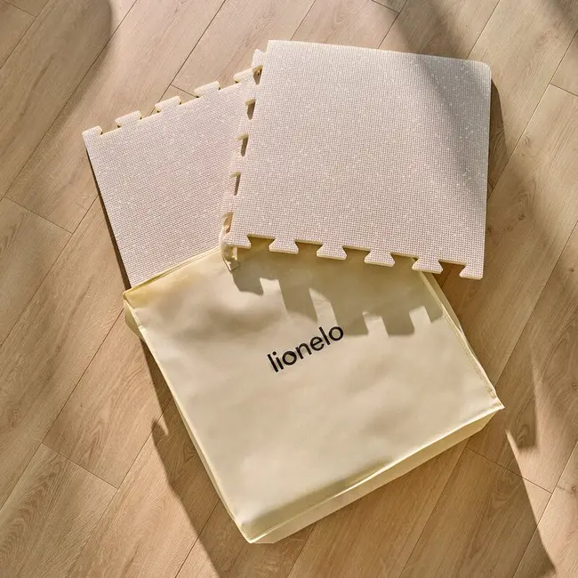 Covoras educativ, Lionelo, Yoka, Din spuma XPE non-toxica, Tip puzzle, 6 piese, Cu doua fete, Suprafata antiderapanta, 173x116 cm, Grosime 1.5 cm, Bej BYNLO-YOKA