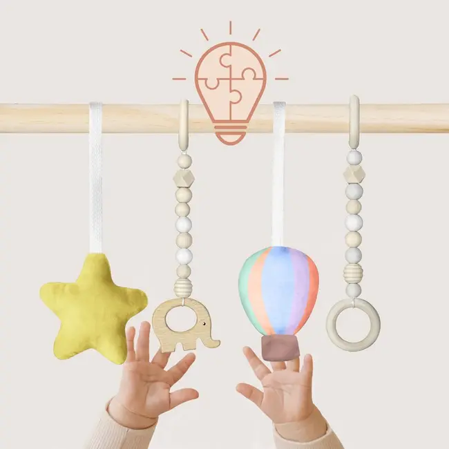 Arcada de activitati Montessori, Lionelo, Anis, Din lemn de pin, Jucarii plus, 4 jucarii suspendate, Stimuleaza simturile, Pliere rapida, 0+ luni, Multicolor BYNLO-ANIS