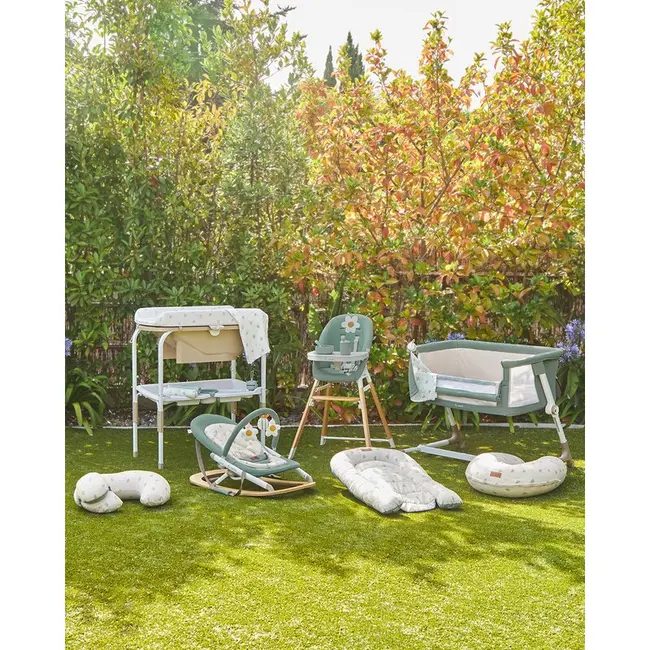 Cadita de baie cu suport, Jane, Flip, Cu 2 pozitii anatomice, Cu masuta de infasat, Cu tavita si compartimente pentru accesorii, Conform cu standardele europene EN 17072:2018EN 12221:2008+A1:2013, Sage BYN8420421094877