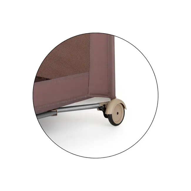 Patut pliant, Petite&Mars, Nyja, 120 x 60 cm, Cu roti, Functie de tarc, Pliere compacta, Include geanta de transport, Intrare laterala cu fermoar, Pereti din plasa, Pana la 15 kg, 0-30 luni, Mocha BYN923487