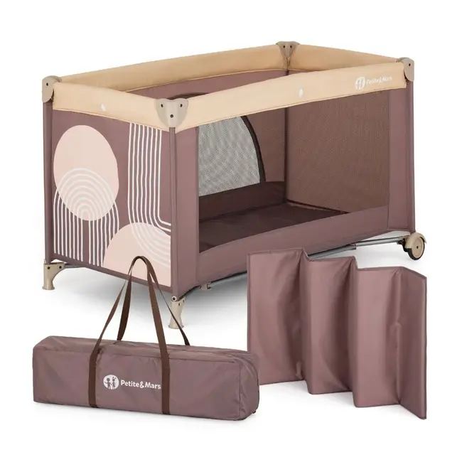 Patut pliant, Petite&Mars, Nyja, 120 x 60 cm, Cu roti, Functie de tarc, Pliere compacta, Include geanta de transport, Intrare laterala cu fermoar, Pereti din plasa, Pana la 15 kg, 0-30 luni, Mocha BYN923487
