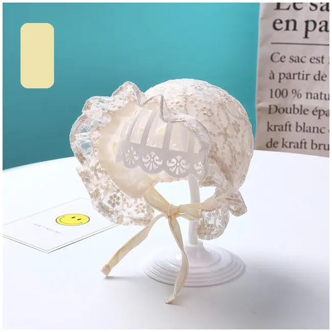 Boneta ivoire - floricele brodate mbhat359