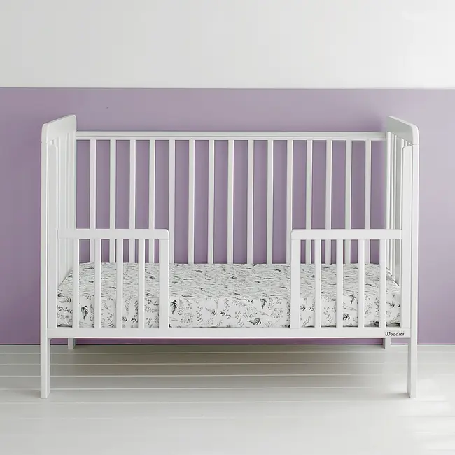 Patut Din Lemn Pentru Bebe, Inaltime Saltea Reglabila, Star Baby Alb 120x60 Cm Pjbstar_cot_white
