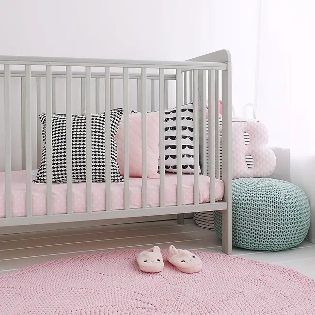 Patut Din Lemn Pentru Bebe, Inaltime Saltea Reglabila, Star Baby Gri 120x60 Cm Pjbstar_cot_grey