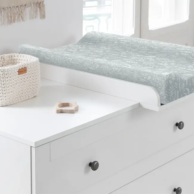 Saltea Din Spuma Pentru Masa De Infasat Din Lemn, Atasabila La Patut Bebe, 120x60 Si 140x70 Cm, Impermeabila Cu Margini De Protectie, Boho By Woodies Pjbctc_mat_imp2090