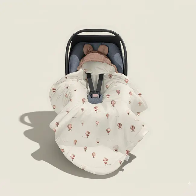 Paturica Universala Pentru Scoica Auto Bumbac   Catifea ,   Baloane - Caldura, Confort Si Siguranta In Fiecare Calatorie Pjb612431