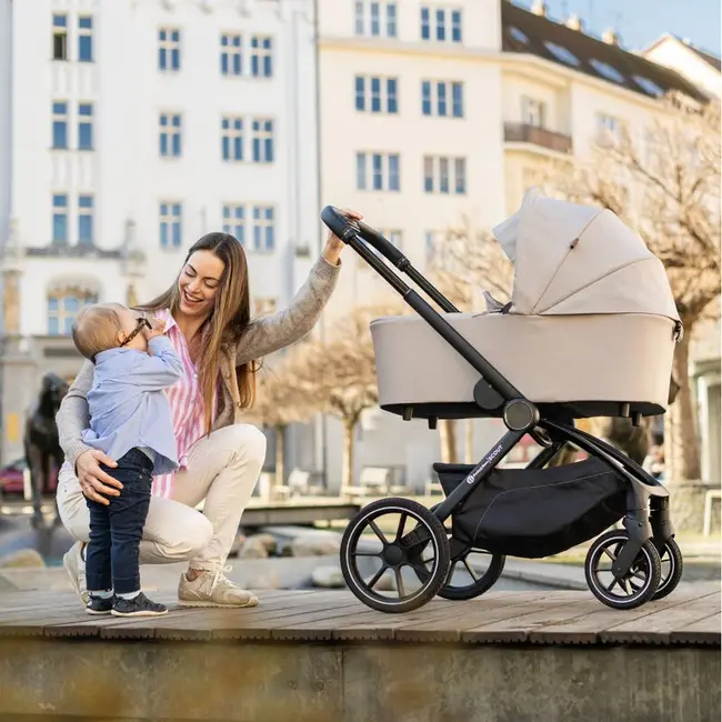 Carucior 2 in 1, Petite&Mars, Scout, Cu landou pliabil, Reversibil, Spatar si suport de picioare reglabile in 3 pozitii, Maner ajustabil, Cu accesorii, Pana la 22 kg, 0 luni+, Crem Cappuccino BYN555695