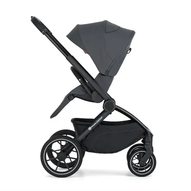 Carucior 2 in 1, Petite&Mars, Scout, Cu landou pliabil, Reversibil, Spatar si suport de picioare reglabile in 3 pozitii, Maner ajustabil, Cu accesorii, Pana la 22 kg, 0 luni+, Gri BYN555697
