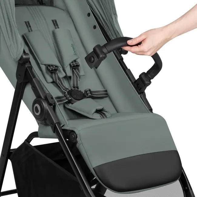 Carucior sport, Lionelo, Emerald, Pliere cu o mana, Copertina XXL UPF50+, Spatar reglabil, Suspensie completa, Roti EVA, 6- 48 luni, Pana la 22 kg, Verde BYNLO-EMERALD_GREEN_FOREST