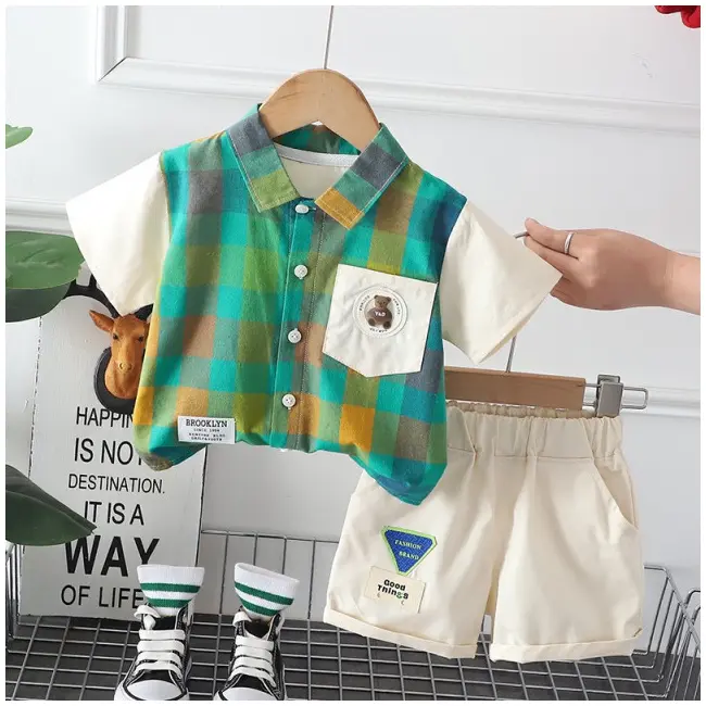 Costumas pentru baietei cu camasuta verde in carouri mdxbr13-r1