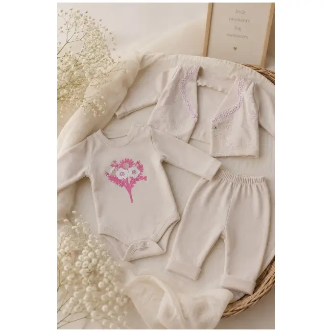 Compleu crem cu broderie, body, pantalonasi si bolero, babyim, bumbac sbs3