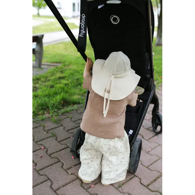 Palarie De Soare Din Muselina Babyly ,   Nisip Natural, Protectie Completa Cap-urechi-ceafa, Reglabila   0-3 Ani, Handmade Polonia Pjbc2789