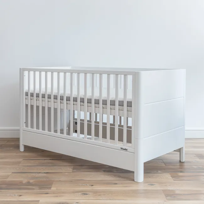 Patut Din Lemn Masiv, Transformabil Pentru Bebe Si Junior, Smooth 140 X 70 Cm Pjbsmooth_140