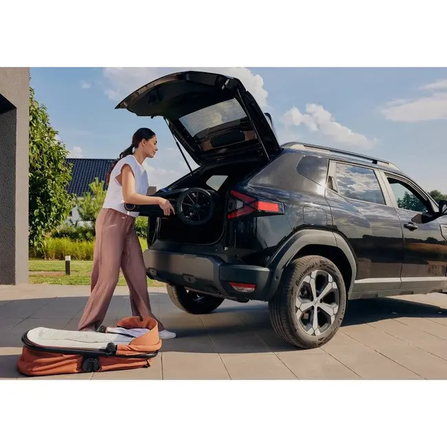 Carucior 2 in 1, Lionelo, Layla, Pana la 22 kg, Cadru aluminiu, Cu landou intarit si salteluta din spuma AirDots, Reversibil, Cu ventilatie 3D, Cu accesorii, EN1888-1, EN1888-2, EN1466, Bej BYNLO-LAYLA_2IN1_BEIGE_SAND