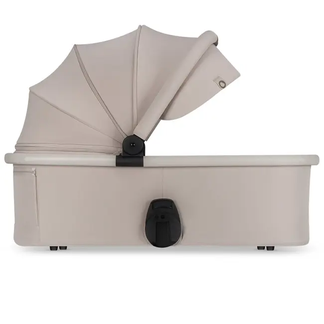 Carucior 2 in 1, Lionelo, Layla, Pana la 22 kg, Cadru aluminiu, Cu landou intarit si salteluta din spuma AirDots, Reversibil, Cu ventilatie 3D, Cu accesorii, EN1888-1, EN1888-2, EN1466, Bej BYNLO-LAYLA_2IN1_BEIGE_SAND