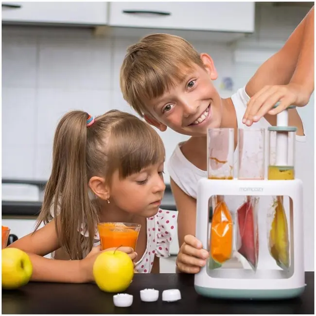 Set pentru preparare si portionare hrana bebelusului Momcozy