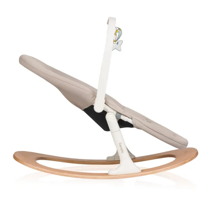Balansoar, Lionelo, Celia, Manual, Cu 2 pozitii de inclinare, Cu centuri de siguranta in 5 puncte, Bara cu jucarii inclusa, Baza din lemn de fag, Husa detasabila si lavabila, Pana la 9 kg, Bej BYNLO-CELIA_ROCKER_NATURAL_WOOD