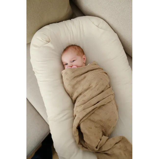 Paturica Tricotata Din Bambus Si Bumbac Babyly, Silky Soft, 80x100cm, Mocha Mousse, Termoreglatoare, Certificata Pjbc2840