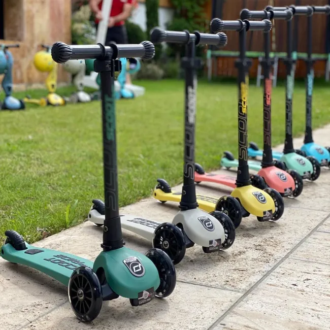 Trotineta Copii Pliabila, Reglabila, Roti Luminoase, Highwaykick 3 Led Forest, 3-6 Ani, Pana La 50 Kg, Scoot  Ride Pjb96345