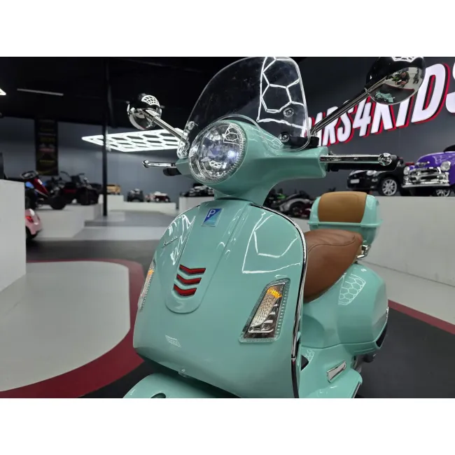 Scuter Electric Pentru Copii Vespa Gts 12v Verde Mint ,   Licenta Oficiala Piaggio, Cu Parbriz E I Portbagaj Incluse   3 Ani+, Max. 30 Kg Pjbc4k801groen