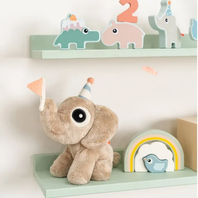 Jucarie de plus in cutie cadou Done by Deer Cuddle Bestie Elphee Bej