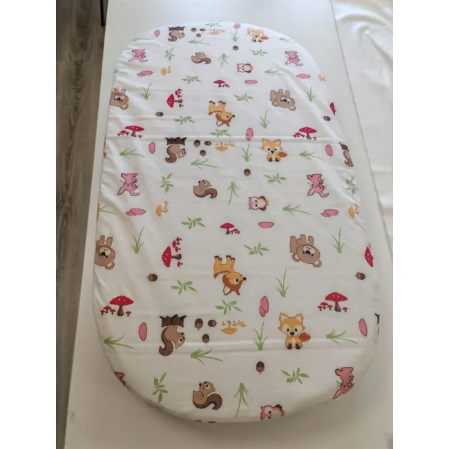 Cearsaf cu elastic din bumbac ranforce Animalutele padurii pentru saltea ovala de 122x69x11 cm - ASC6427968006686