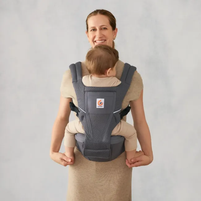 Marsupiu Alta Hip Ergobaby, 4 luni - 4 ani , 5.5-20.4 kg, Graphite Grey TNABCHIPSFMGRAPH