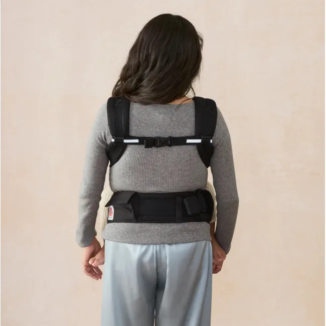 Marsupiu Alta Hip Ergobaby, 4 luni - 4 ani , 5.5-20.4 kg, Onyx Black TNABCHIPSFMONYX