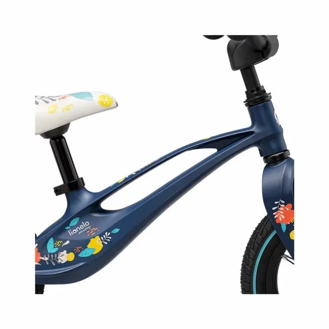 Bicicleta fara pedale, Lionelo, Bart Air, Usoara, Cu roti gonflabile, Cu cadru din magneziu, Cu ghidon si sa reglabile, Greutate 3.8 Kg, 12 inch, Conform cu standardul european de securitate EN71, Albastru BYNLOE-BART_AIR_BLUE_NAVY