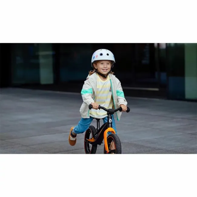 Bicicleta fara pedale, Lionelo, Bart Air, Usoara, Cu roti gonflabile, Cu cadru din magneziu, Cu ghidon si sa reglabile, Greutate 3.8 Kg, 12 inch, Conform cu standardul european de securitate EN71, Albastru BYNLOE-BART_AIR_BLUE_NAVY