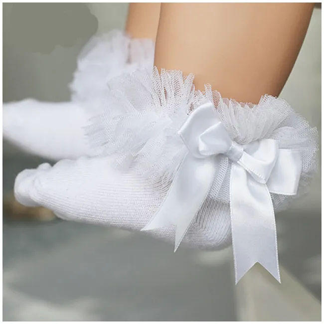 Sosetele cu tulle si fundita md434