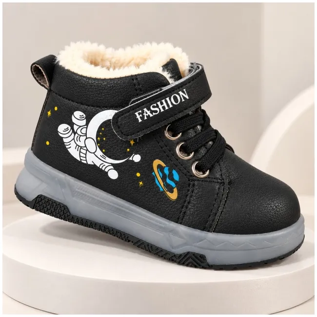 Ghete imblanite cu lumini led bareta velcro, model cosmo, baieti, piele ecologica