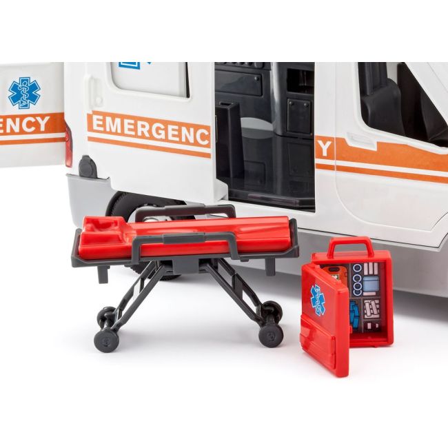 REVELL JUNIOR KIT Ambulance VRNRV0806
