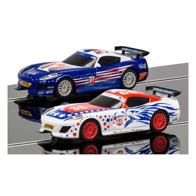 Pista masinute American GT Scalextric 5m traseu masinute GT Lightning No 27 Race Car si GT Eagle No 66 Race Car - SOLSCX1361P
