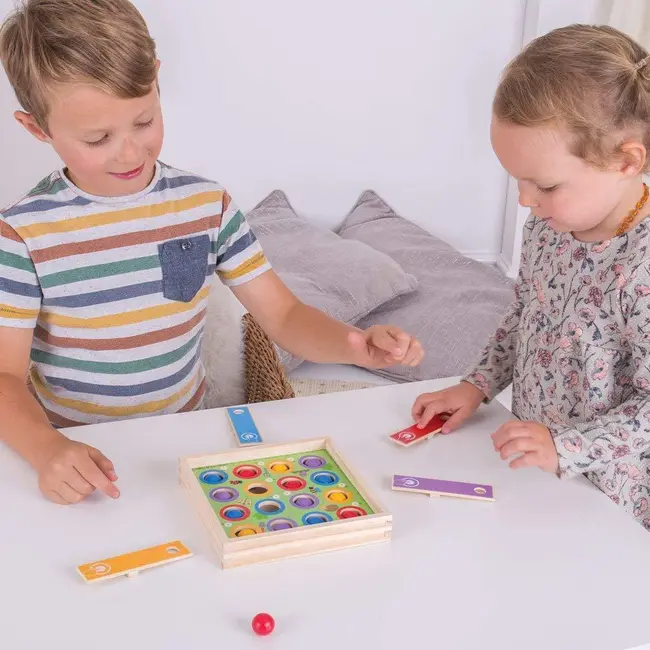 Joc de indemanare - bilute saltarete