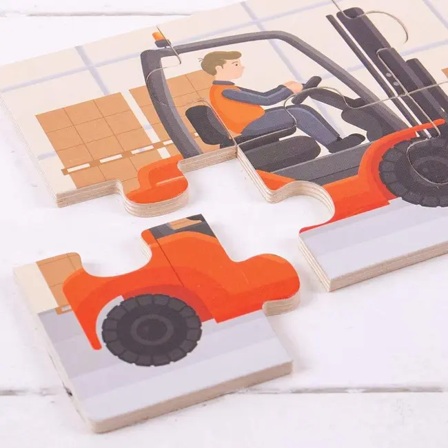 Set 3 puzzle din lemn - vehicule pentru constructii