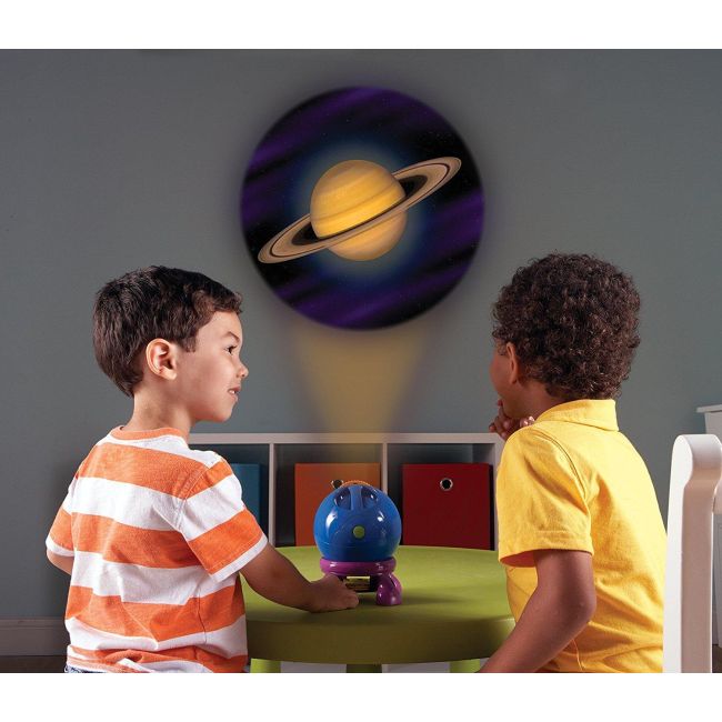 Primul meu proiector spatial