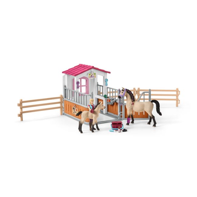 SCHLEICH Boxa de cai, cu cai arabi si ingrijitor - VRNSL42369