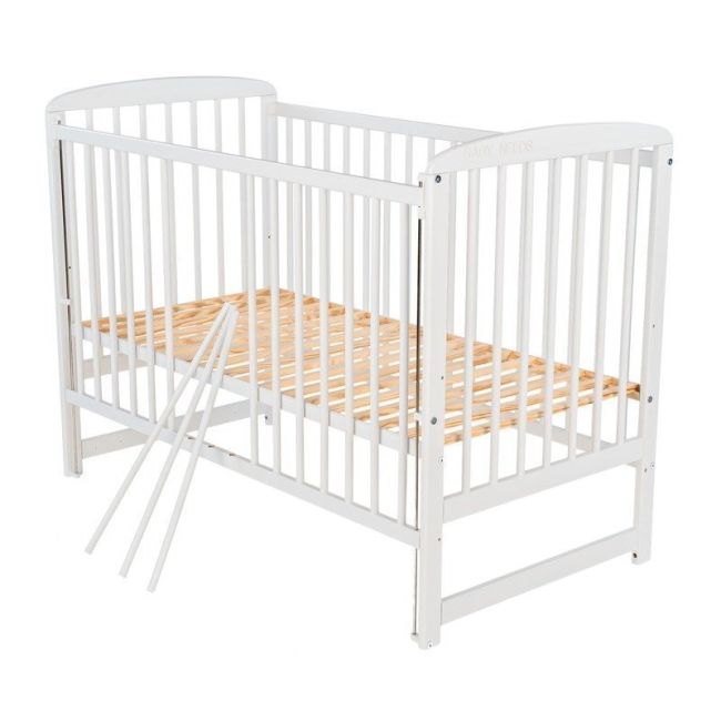 BabyNeeds - Patut din lemn Ola 120x60 cm, cu laterala culisanta, Alb + Saltea 8 cm BYNBOOLA8CM03AL