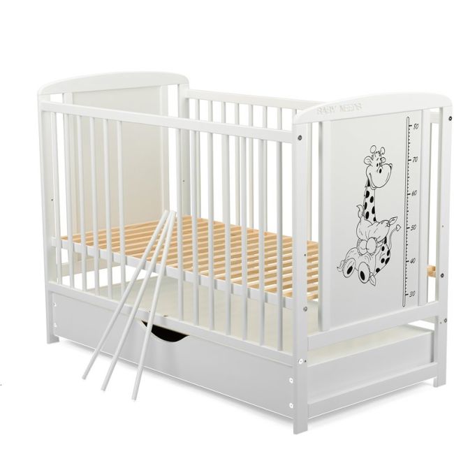 BabyNeeds - Patut din lemn Timmi Girafa 120x60 cm, cu sertar, Alb + Saltea 10 cm BYNBOTIMG10CM02AL
