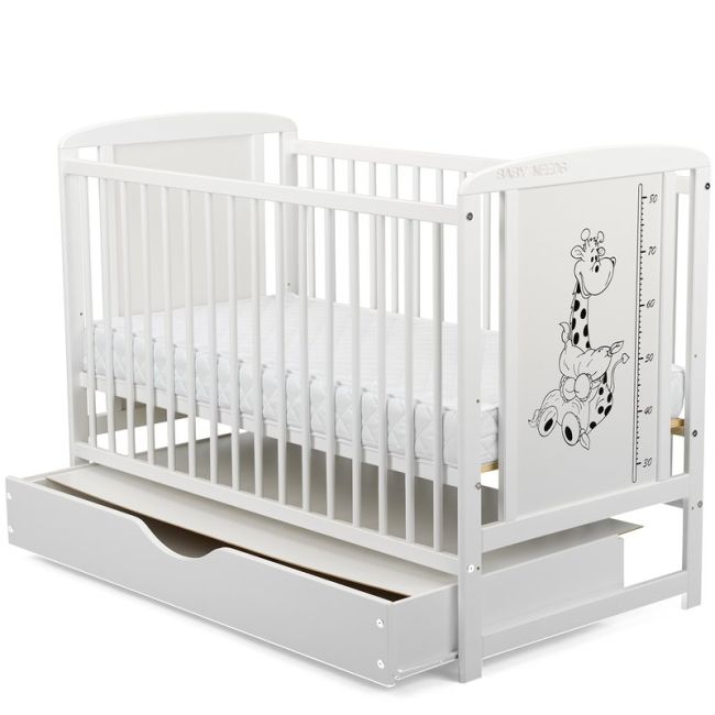 BabyNeeds - Patut din lemn Timmi Girafa 120x60 cm, cu sertar, Alb + Saltea 10 cm BYNBOTIMG10CM02AL