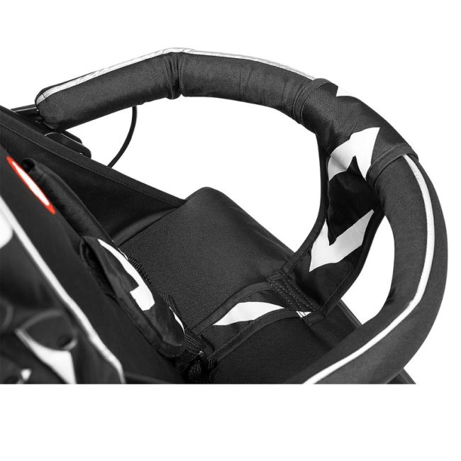 Lionelo - Carucior sport Elia Oslo Cu accesorii, Negru BYNLO-ELIA OSLO_BLACK/WHITE