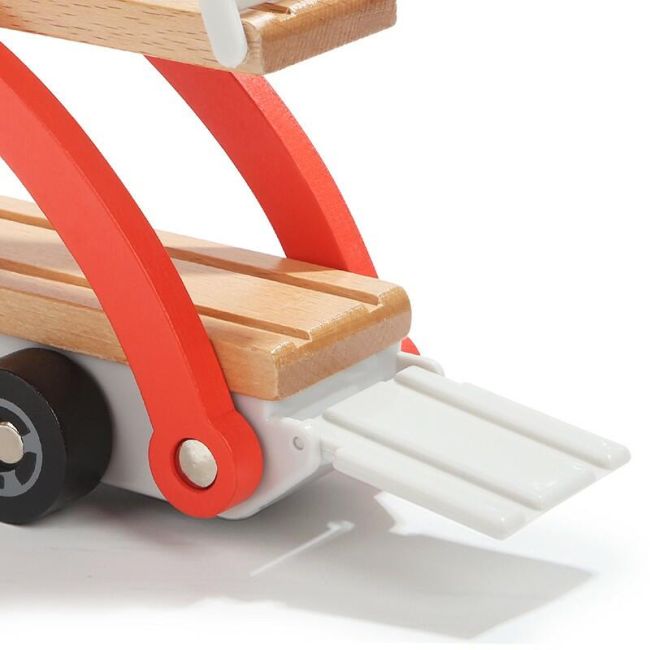 Camion cu platforma auto
