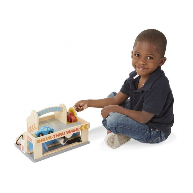 Benzinarie cu garaj Melissa and Doug - OKEMD9271