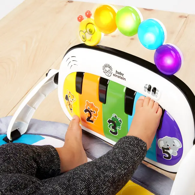 Baby Einstein &ndash; Salteluta de joaca 4 in 1 Kickin' Tunes&trade; BBB11749