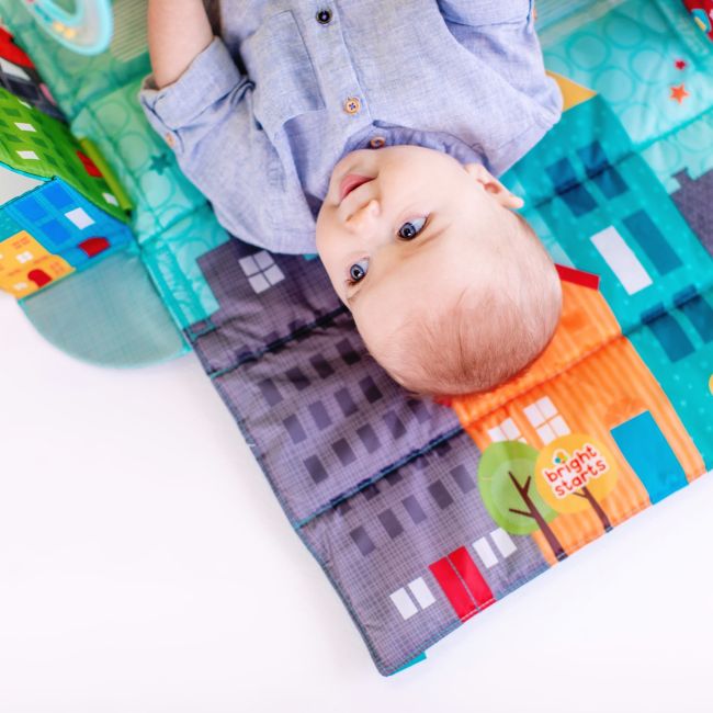Bright Starts - Salteluta de activitati Out on the Town™ BBB10416