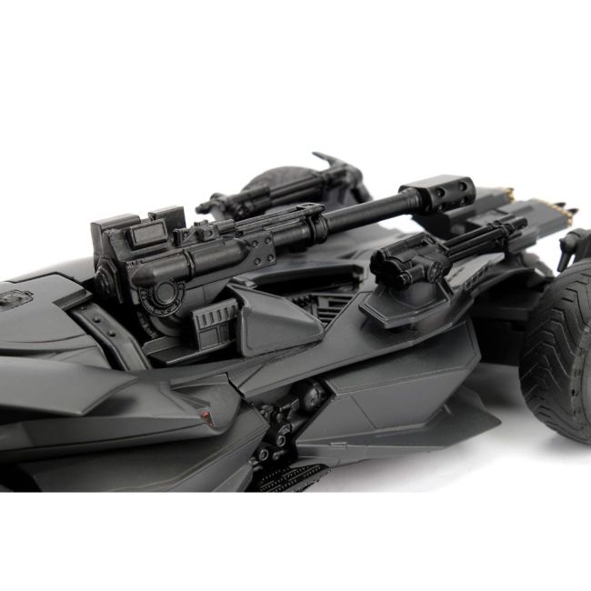 BATMAN JUSTICE LEAGUE BATMOBILE VIV253215000